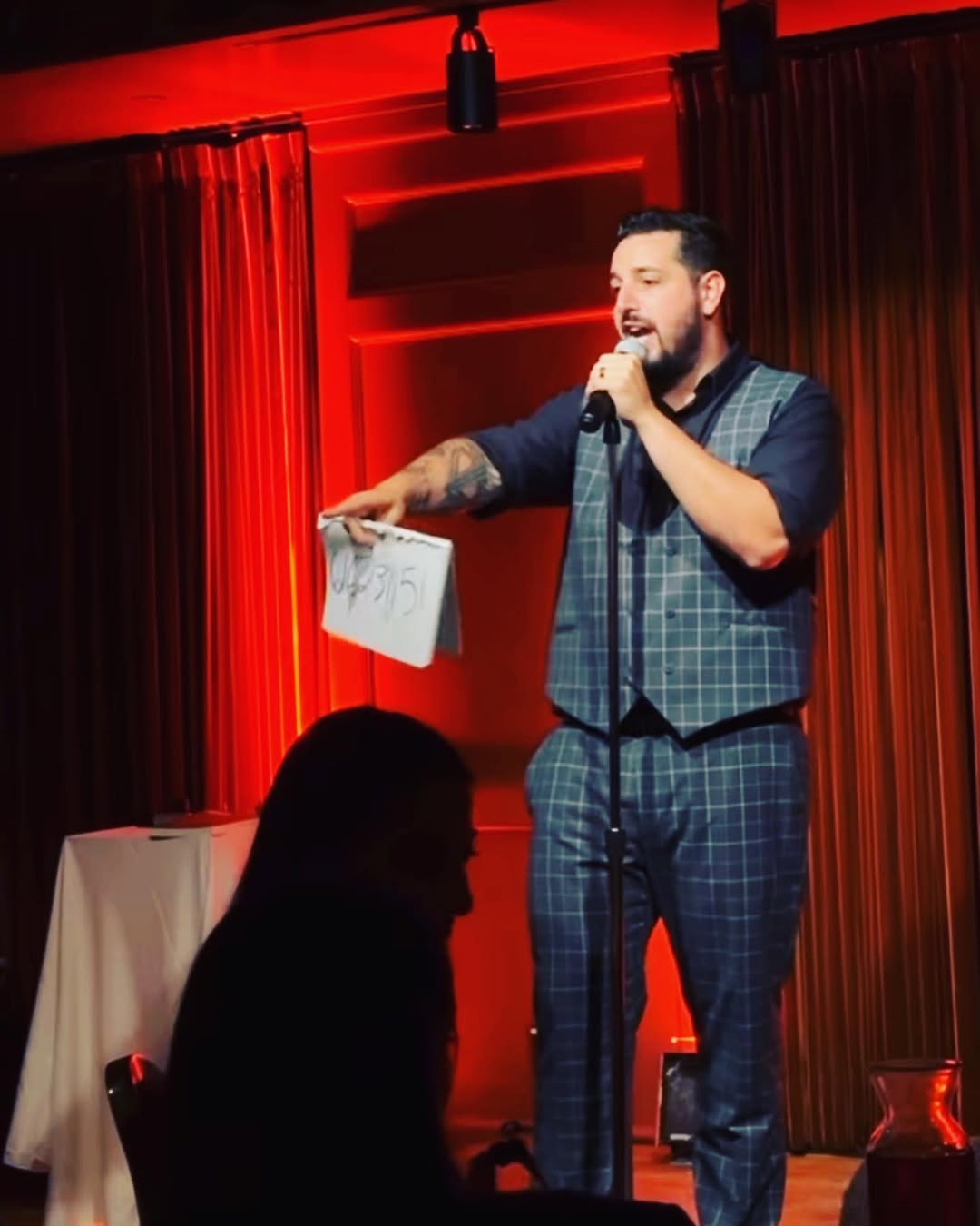 Daniel Nicholas live mentalism — corporate stage show